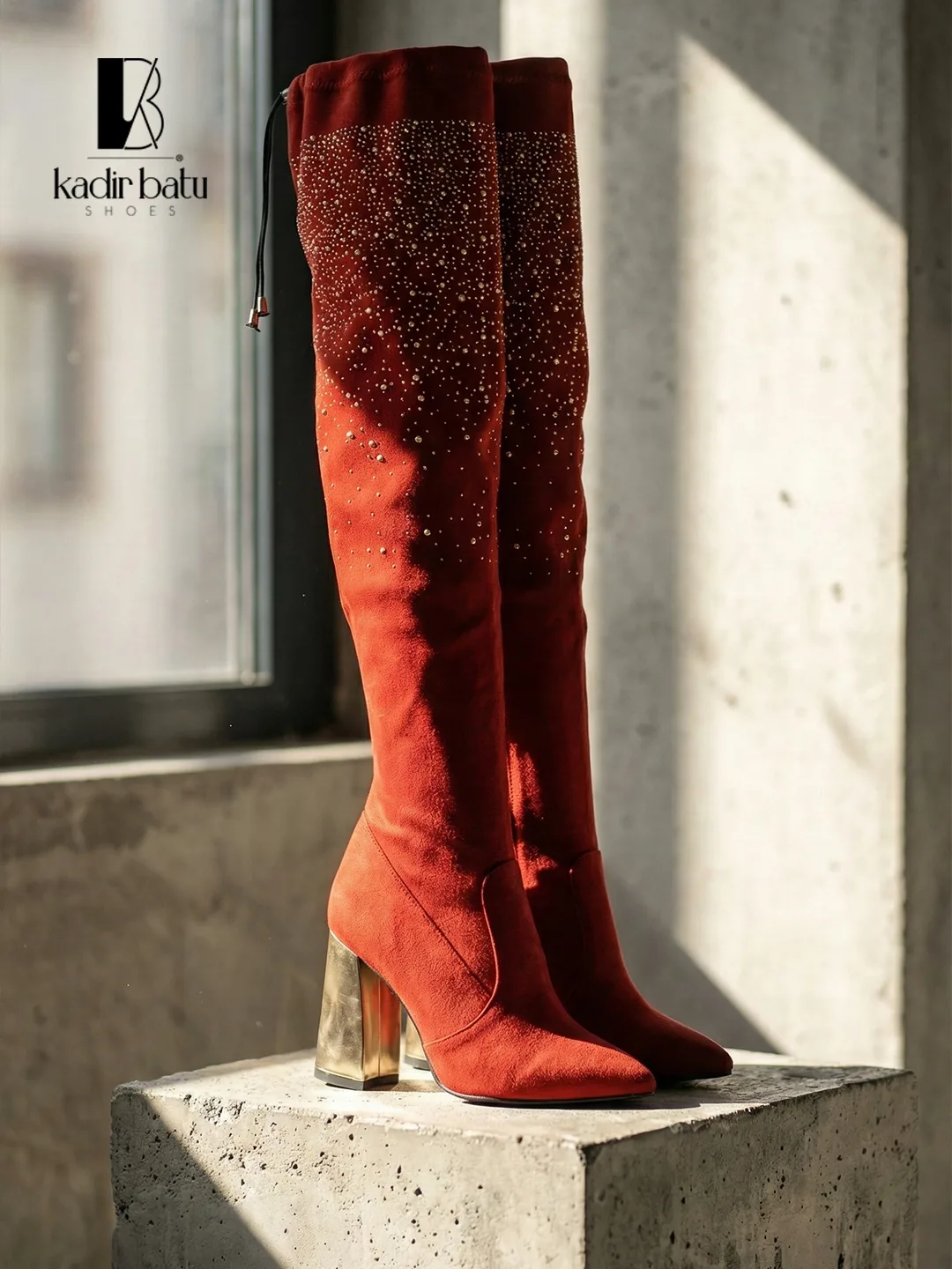 Katalog gönderisi · Model 2, kare 1